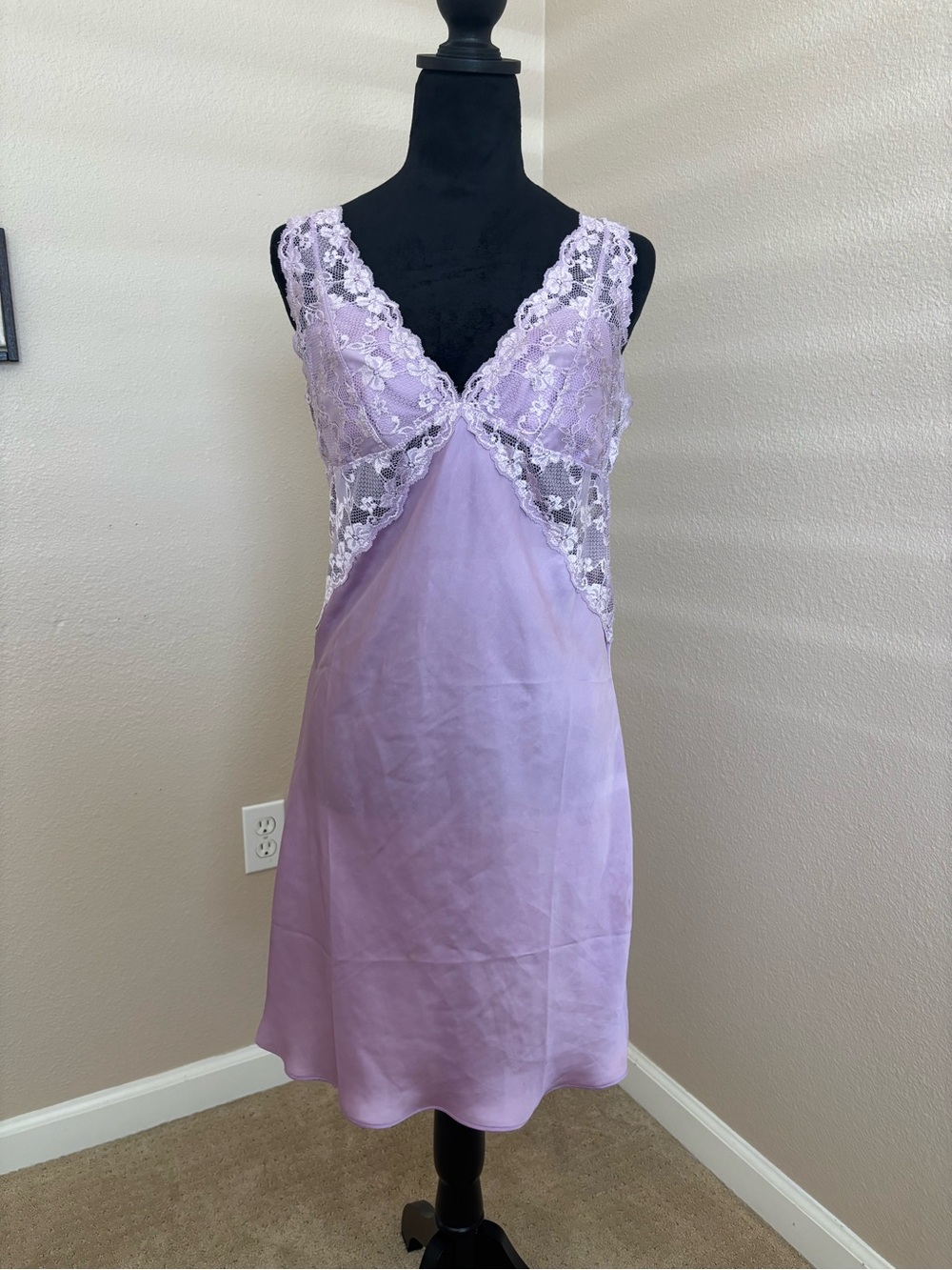 Lavender Lace-Trim Satin Chemise - Women's Nightwear